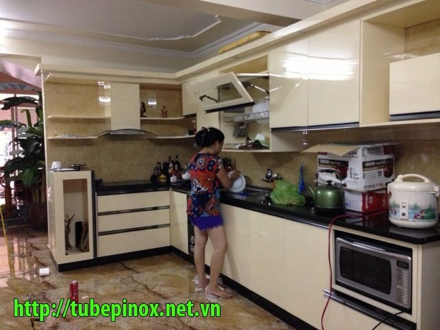 Tủ bếp inox nhà chị Loan ở Thái Bình